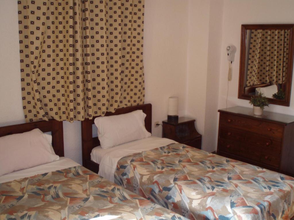 Pantazis Studios Aegina Стая снимка