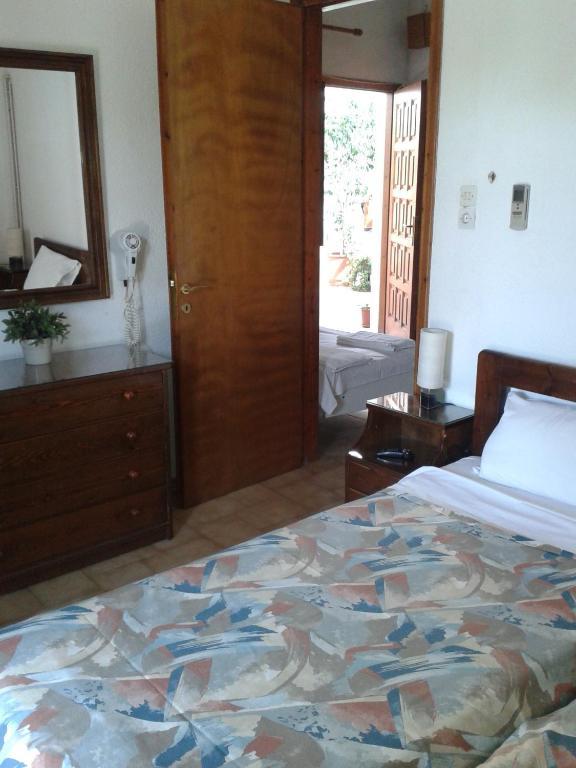 Pantazis Studios Aegina Стая снимка